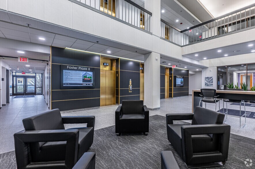 More Photos Of 730 Holiday Dr, Pittsburgh Office For Lease