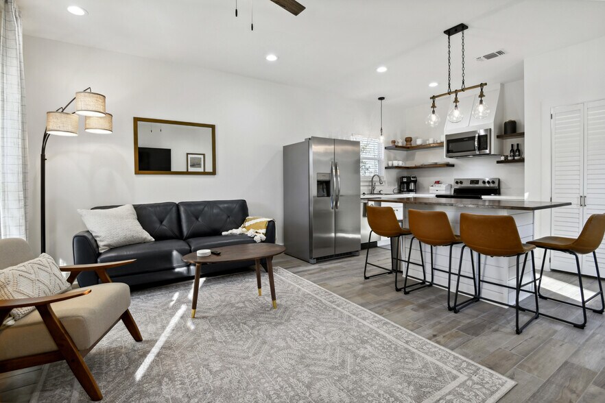 More Photos Of 437 Webster St, Bay Saint Louis Apartments For Sale