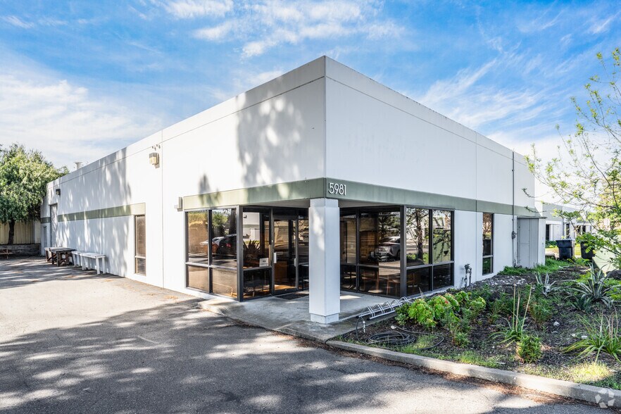 More Photos Of 5981 Graham Ct, Livermore Distribution For Sale