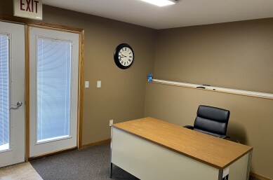 More Photos Of 1800 S Alpine Ave, Sioux Falls Coworking Space
