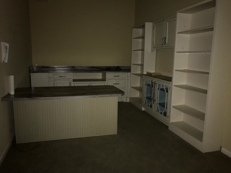 More Photos Of 1911 Brunswick Pike, Lawrenceville General Retail For Sale