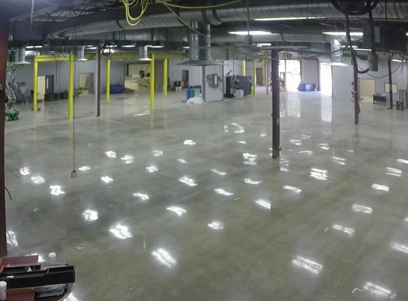 More Photos Of 1 Chase Park Rd, Seabrook Manufacturing For Lease
