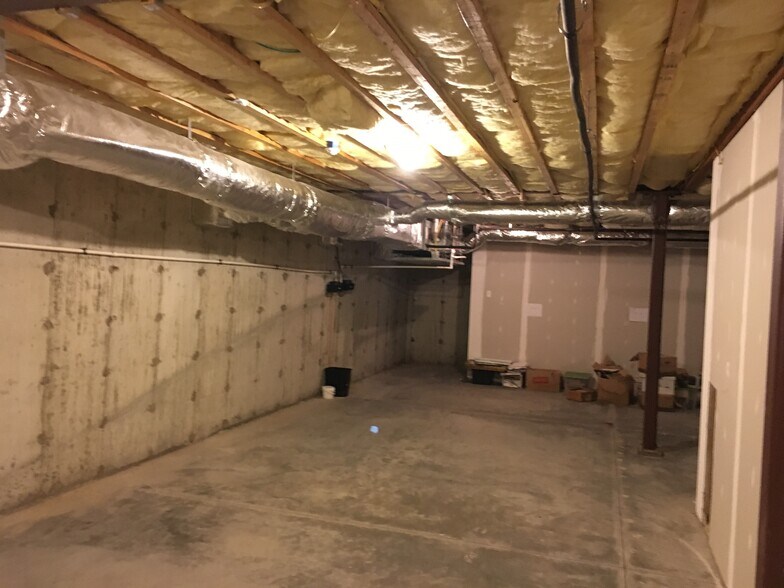 More Photos Of 76 Tokeneke Rd, Darien Office For Sale