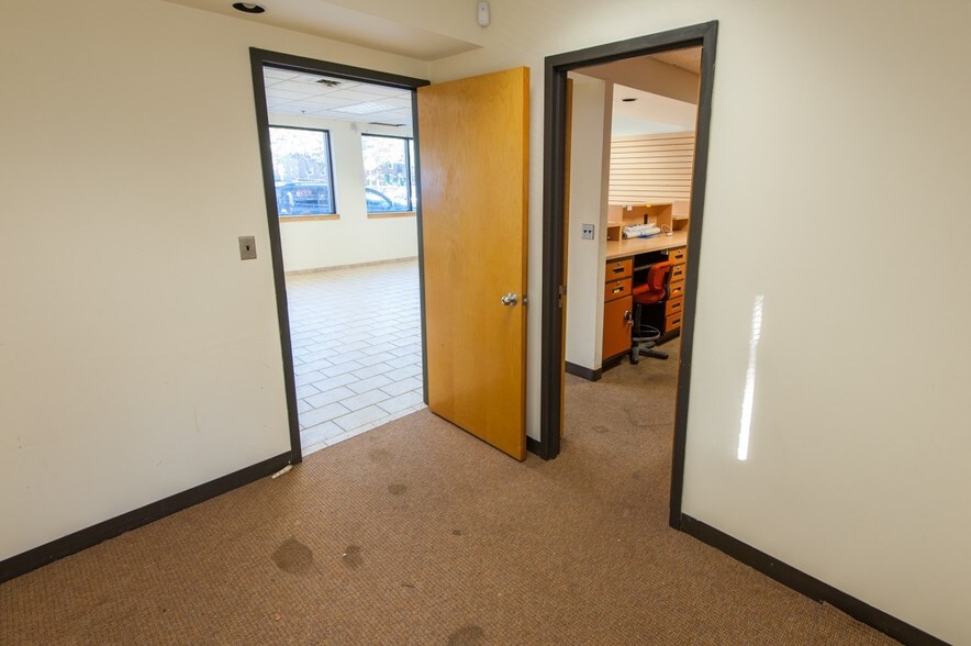 More Photos Of 1000 Cambridge St, Cambridge Medical For Lease