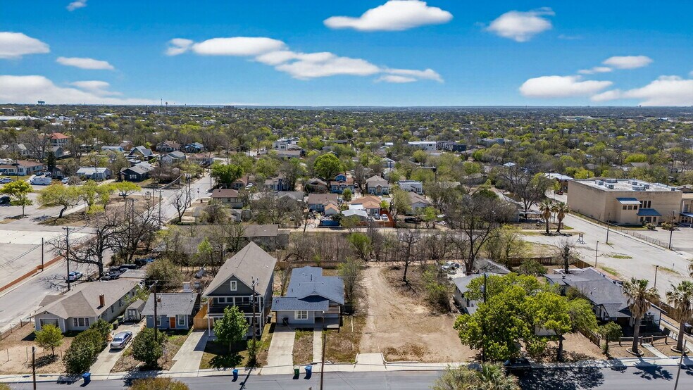 More Photos Of 920 Martin Luther King Dr, San Antonio Land For Sale