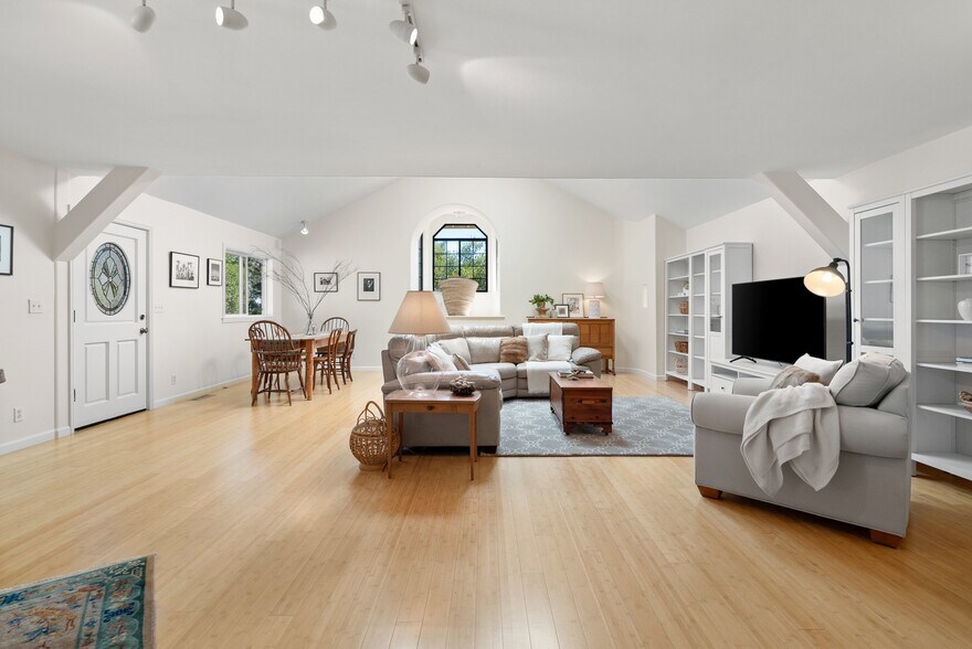 More Photos Of 7919 Empire Grade, Santa Cruz Multifamily For Sale