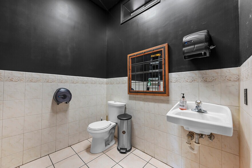 More Photos Of 126 Liberty St, Newburgh Storefront Retail Office For Sale