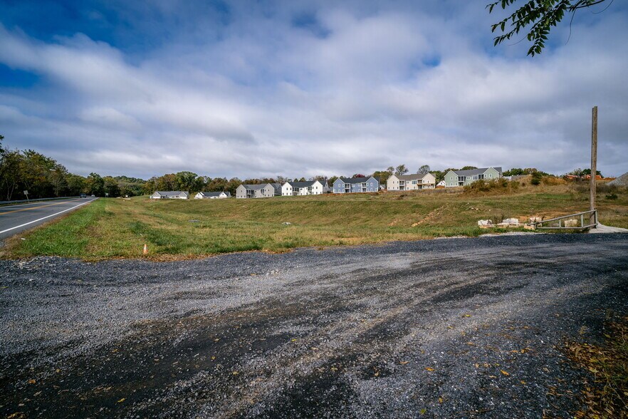 More Photos Of tbd White Hill Road, Staunton General Retail For Lease