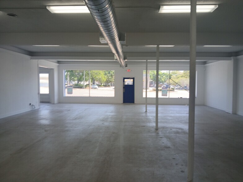 More Photos Of 528 S Missouri Ave, Clearwater Storefront Retail Office For Lease