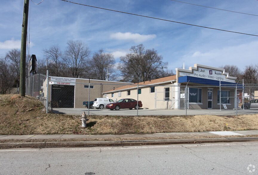 More Photos Of 117 Buford Dr, Lawrenceville Freestanding For Sale