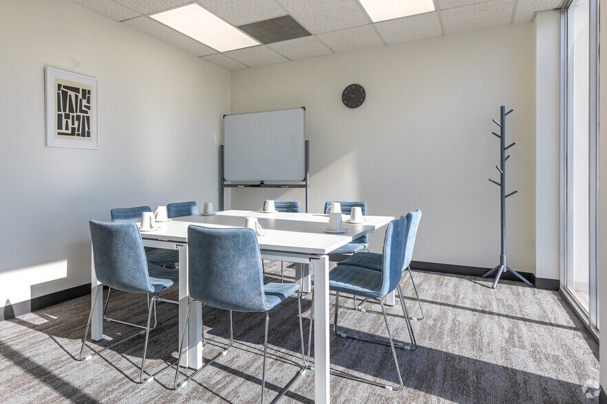 More Photos Of 7 Briercroft Office Park, Lubbock Coworking Space