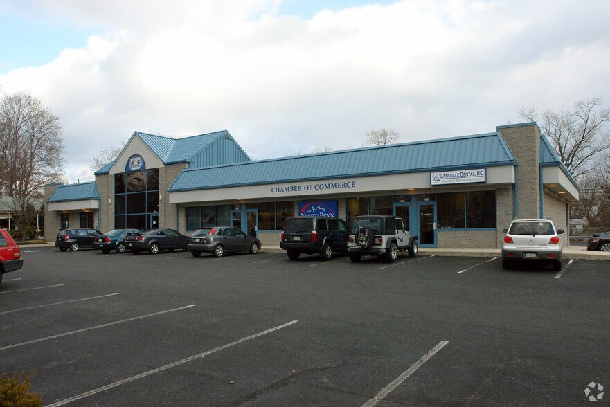 More Photos Of 225-233 S Broad St, Lansdale Office For Lease