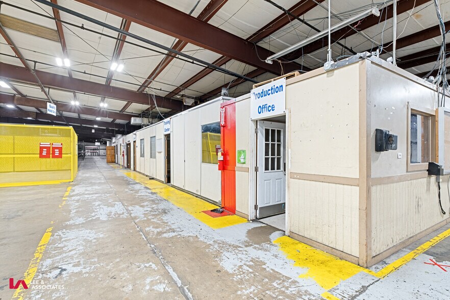 More Photos Of 1330 Atlanta Hwy, Madison Manufacturing For Sale