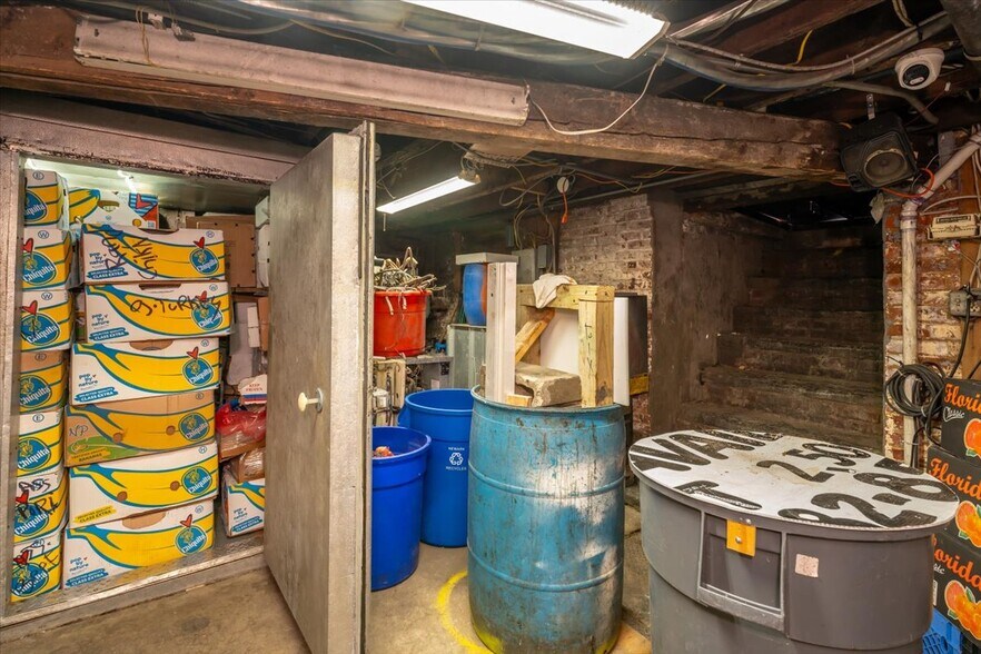 More Photos Of 217-219 Frelinghuysen Ave, Newark General Retail For Sale