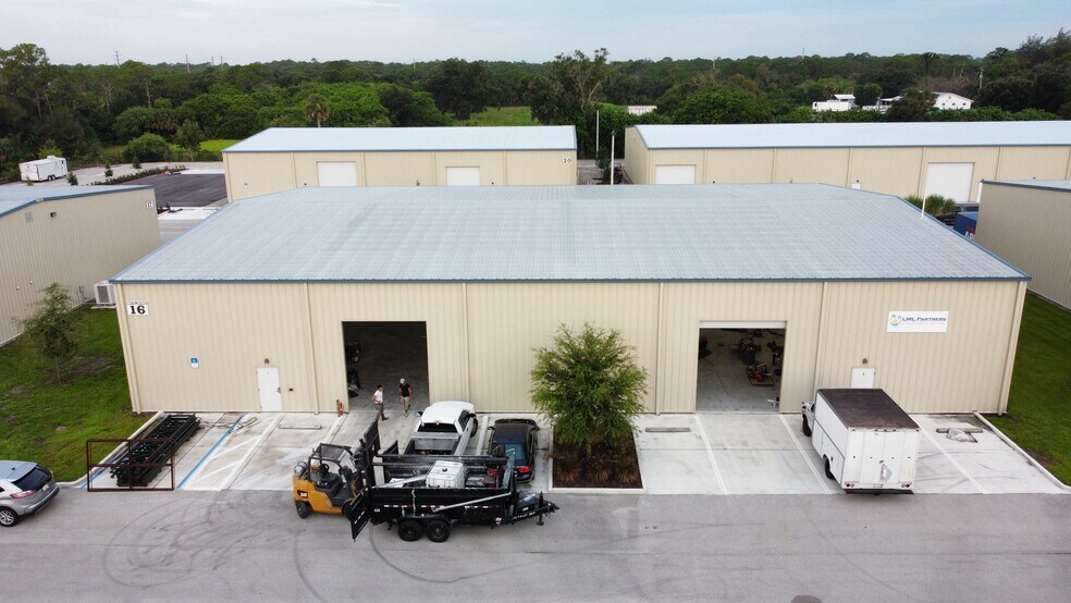 More Photos Of 5265 45th St, Vero Beach Unknown For Lease