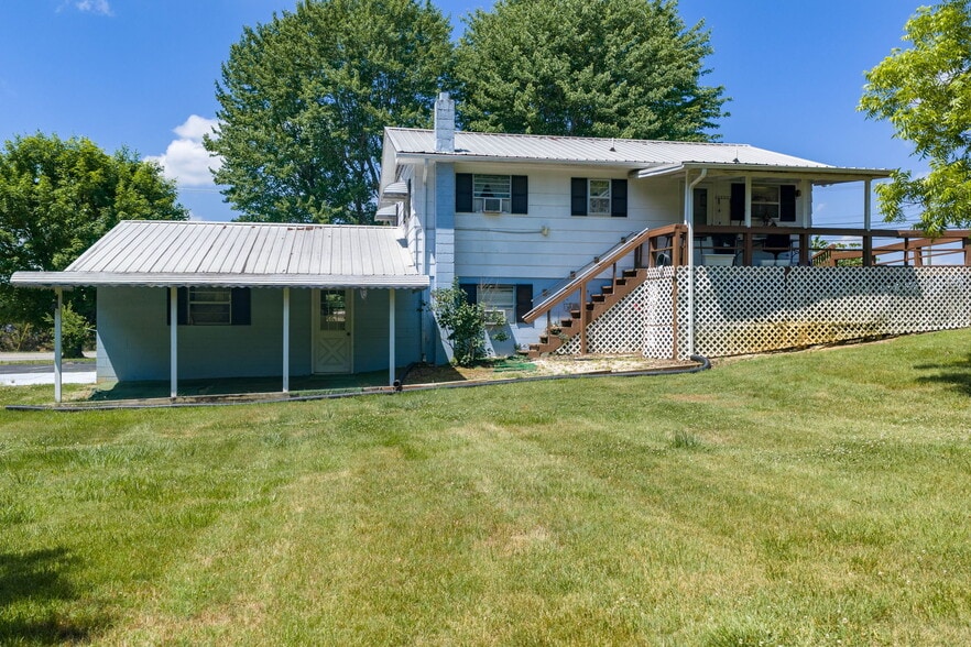 More Photos Of 7700 Tazewell Pike, Corryton Apartments For Sale