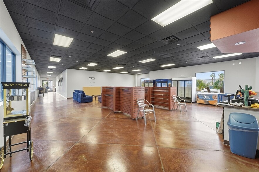 More Photos Of 615 W Ray Rd, Gilbert Carwash For Sale