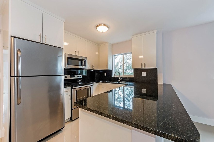 More Photos Of 1986 Biarritz Dr, Miami Beach Apartments For Sale