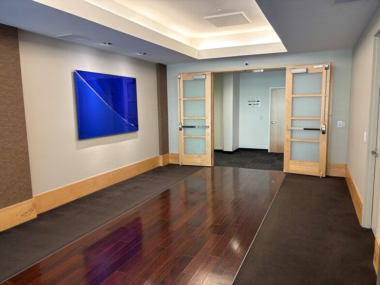 More Photos Of 11747 S Lone Peak Pky, Draper Office For Lease
