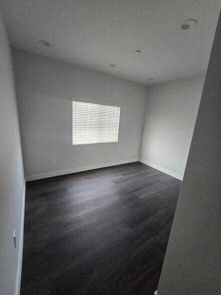 More Photos Of 11146 Chico Ave, Pomona Land For Lease