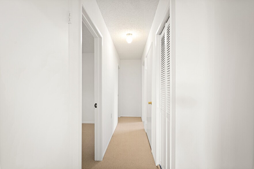 More Photos Of 611 Hendley St, Santa Rosa Apartments For Sale