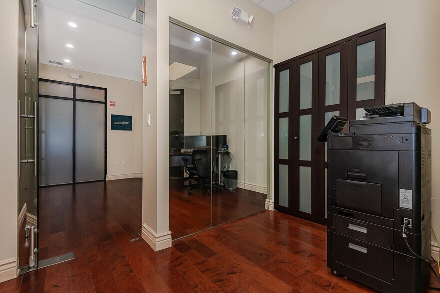 More Photos Of 5599 S University Dr, Davie Loft Creative Space For Sale