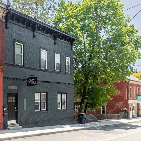 Primary Photo Of 2674 W Main St, Wappingers Falls Apartments For Lease