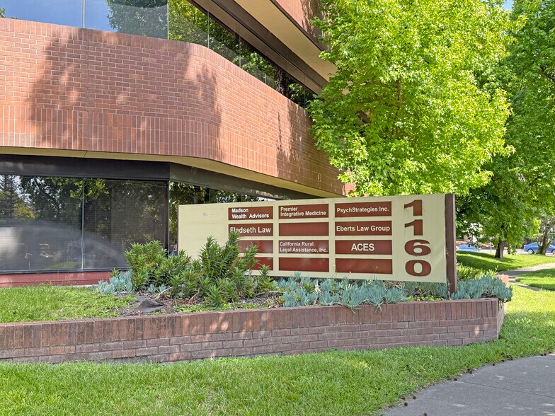 More Photos Of 1160 N Dutton Ave, Santa Rosa Office For Sale