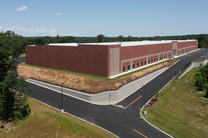 More Photos Of 1000 Nickerson Rd, Marlborough Warehouse For Lease