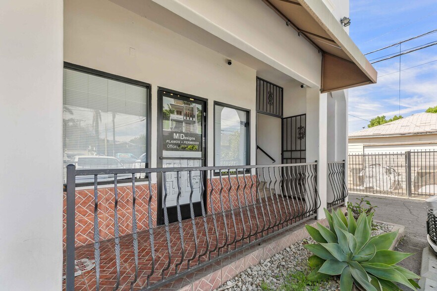 More Photos Of 1108 5th St, San Fernando Storefront Retail Office For Sale