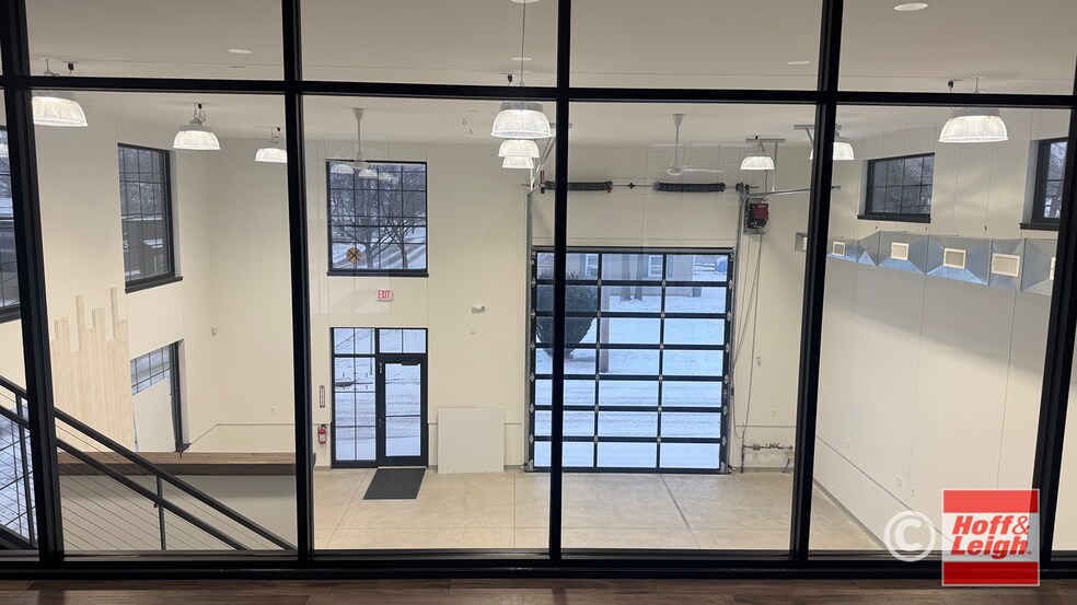 More Photos Of 402 S Elmwood Ave, Medina General Retail For Sale