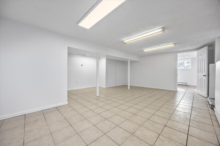 More Photos Of 57-59 Maspeth Ave, Maspeth Warehouse For Lease