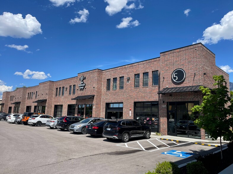 More Photos Of 827-833 E Pioneer Rd, Draper Loft Creative Space For Sale