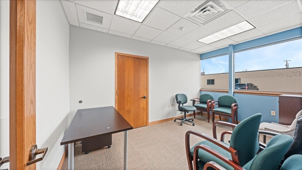 More Photos Of 1212 Horton St, La Crosse Office For Lease