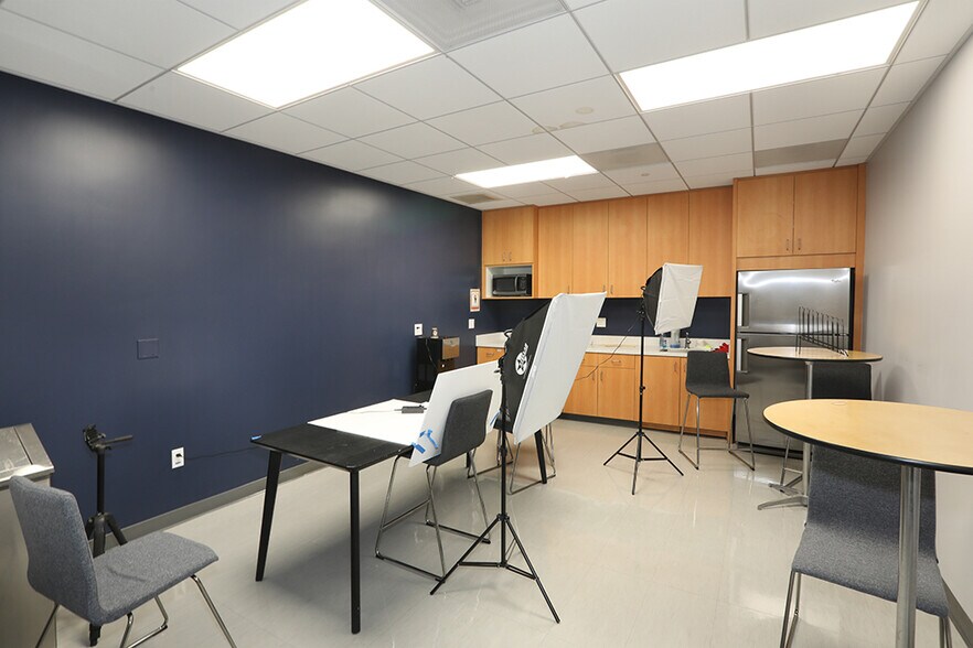 More Photos Of 2569 McCabe Way, Irvine Office For Lease