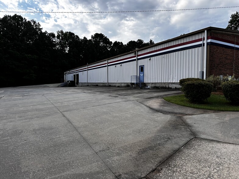 Primary Photo Of 2169 Centennial Dr, Gainesville Warehouse For Lease