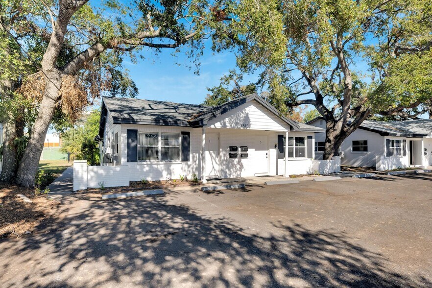 Primary Photo Of 4511-4513 Mcelroy Ave, Tampa Apartments For Sale