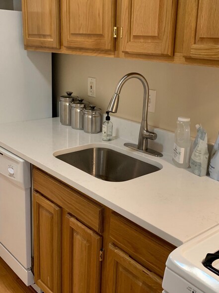 More Photos Of 6616 14th St NW, Washington Apartments For Sale