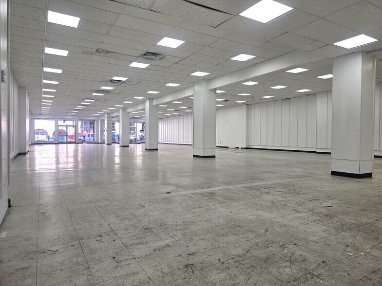 Primary Photo Of 224 E 2nd St, Calexico Storefront For Lease