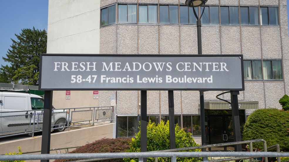 More Photos Of 5847 Francis Lewis Blvd, Oakland Gardens Medical For Lease