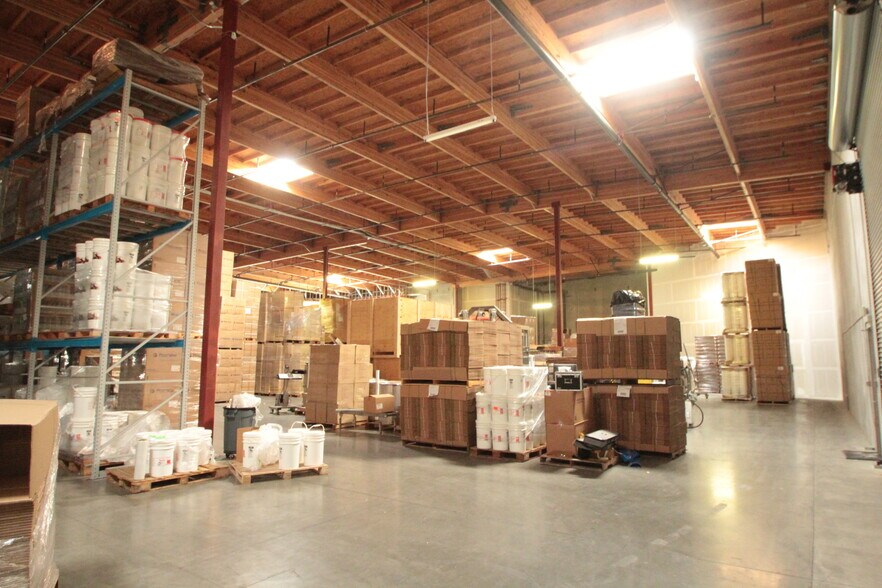 More Photos Of 1551 Pacific Ave, Oxnard Manufacturing For Lease