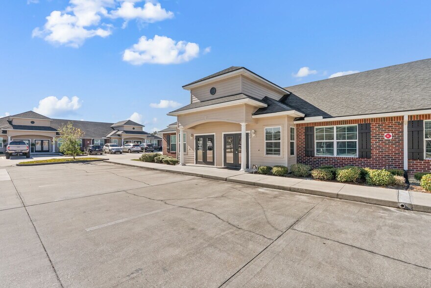 More Photos Of 6100 Greenland Rd, Jacksonville Loft Creative Space For Sale