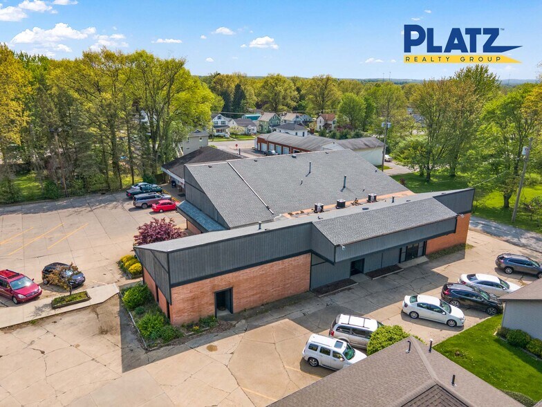 More Photos Of 319 N Main St, Columbiana Medical For Sale