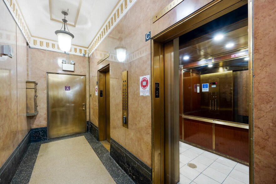 More Photos Of 247 W 30th St, New York Office For Lease