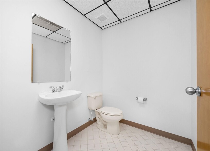 More Photos Of 1719 Delaware Ave, Wilmington Loft Creative Space For Sale