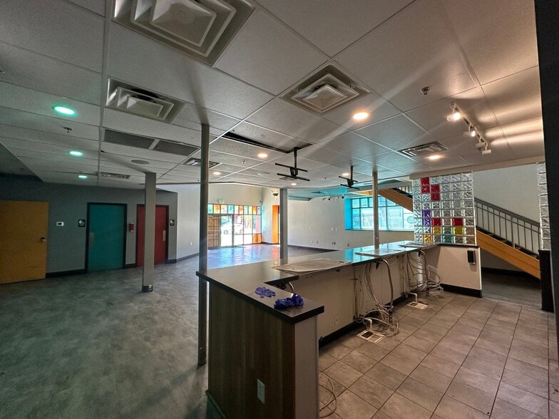 More Photos Of 1045 E 2100 S, Salt Lake City Freestanding For Lease