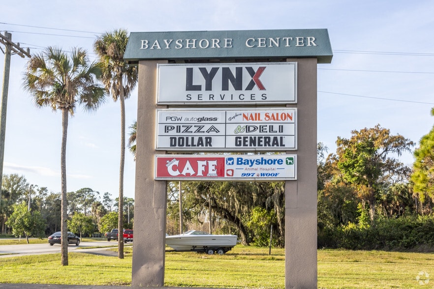 More Photos Of 6351 Bayshore Rd, North Fort Myers Unknown For Lease