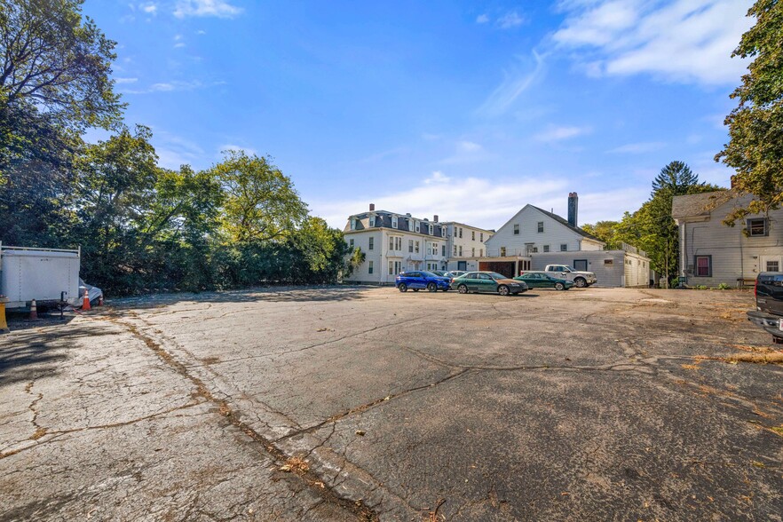 More Photos Of 1126 Washington St, Boston Office For Lease