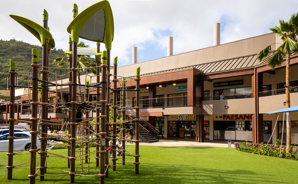 More Photos Of 2855 E Manoa Rd, Honolulu Unknown For Lease