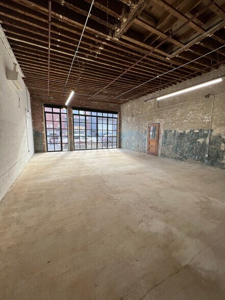 More Photos Of 333 Stagg St, Brooklyn Warehouse For Lease